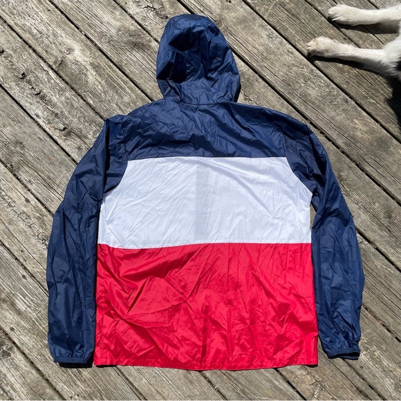 ☔️ NWOT Eddie Bauer Men's Momentum Light Jacket ☔️ - Picture 4 of 6